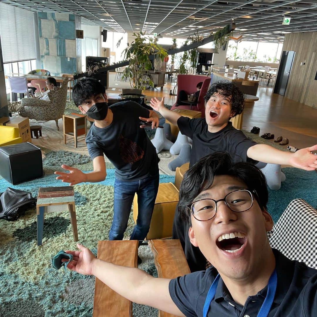 ケビンのインスタグラム：「Amazon目黒本社でPodcast収録させていただきましたー！ #辻井マネージャー」