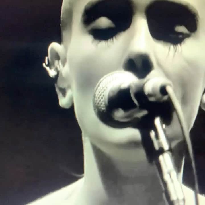 のインスタグラム：「Sinead O Connor Nothing Compares (excerpt)  “I regret that people treated me like shit and I regret that I was so wounded already that that really really killed me and hurt me   They all thought I should be made a mockery of for throwing my career down the drain … I didn’t set out to be a pop star - it didn’t suit me - so I didn’t throw away any fucking career that I wanted   It didn’t change my attitude   I wasn’t sorry   I didn’t regret it   It was the proudest thing I have ever done as an artist   They broke my heart and killed me but I didn’t die They tried to bury me but didn’t realize I WAS A SEED”   @oconnor.sinead (with some additional words from @mskathleenhanna )」