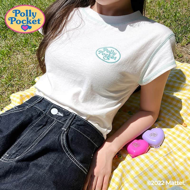 Chuuのインスタグラム：「𝟐𝟐 𝐒/𝐒 𝐂𝐡𝐮𝐮 × 𝐏𝐨𝐥𝐥𝐲 𝐏𝐨𝐜𝐤𝐞𝐭  인기폭발❗️주문폭주❗️ 오직 CHUU에서만 볼수 있는 아이템🤍 지금 바로 구경하러 오세요🫶  #chuu#츄#pollypocket#폴리포켓 #lovely_daily_look_chuu」
