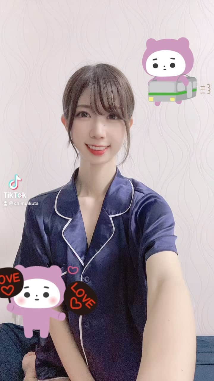 生田ちむのインスタグラム：「TikTokフォロワー募集中🎆  #tiktok #苦手なジャンル #新しい挑戦 #ダンス #部屋着 #ルームウェア #ポニーテール #フォロワー募集中 #Instagram」