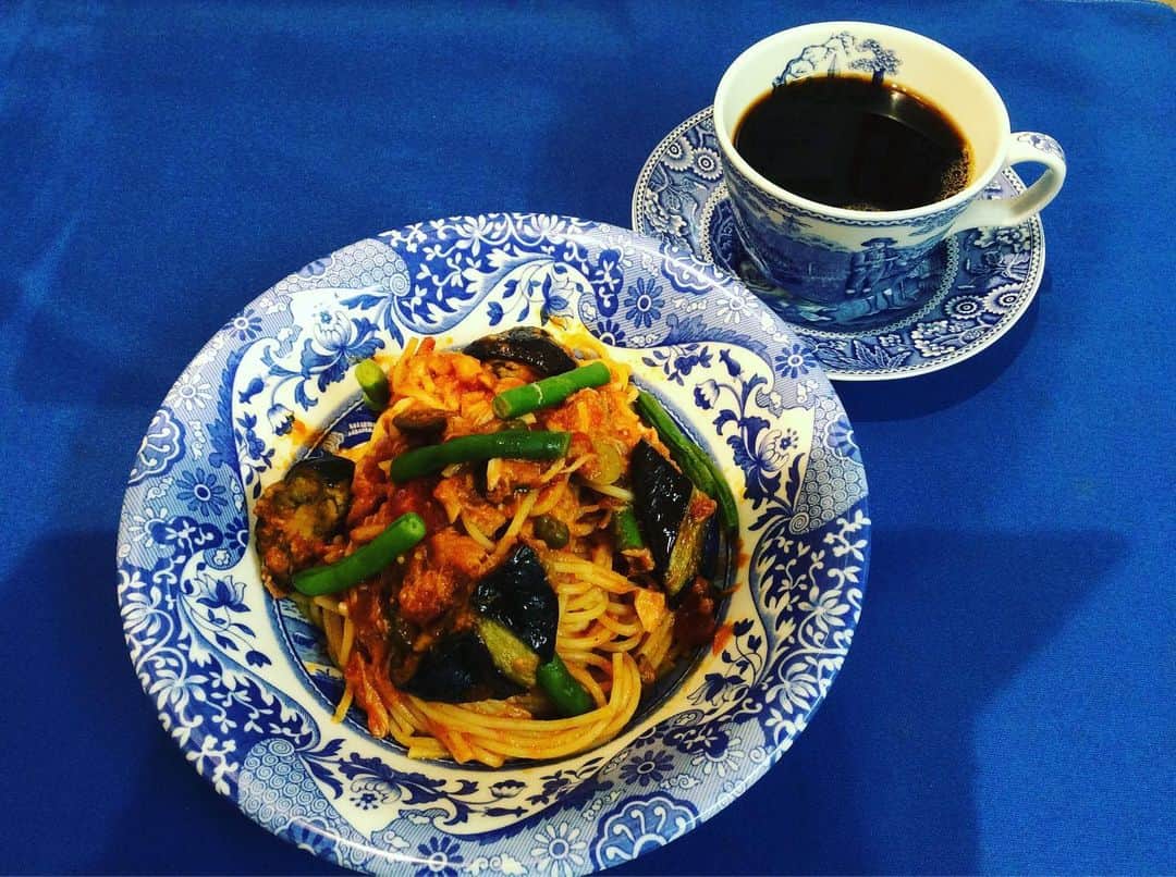 TRAMCAFE 西武池袋本店のインスタグラム：「こんにちは😃 今週のランチは、ツナ・インゲン・ナス・オリーブケッパーのトマトソースです。 初夏ぽいパスタです。(笑) 是非、食べに来て下さい。 #池袋グルメ  #池袋カフェ  #池袋ランチ  #池袋ディナー  #池袋スイーツ  #池袋デート  #池袋好き  #池袋西武  #池袋東口」