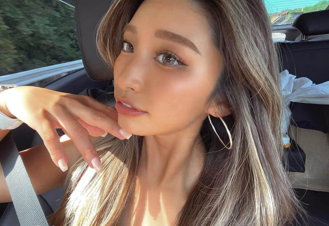 のインスタグラム：「・ ・ 🤳🏽✨🤎  #selfie#drive#summer#GAL」