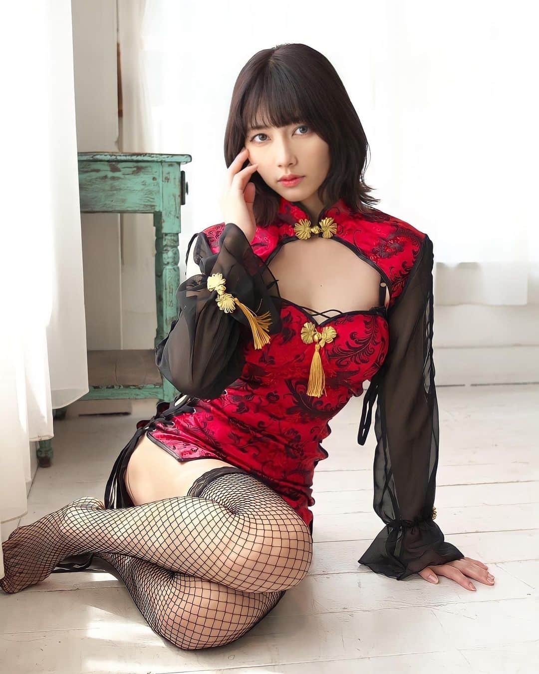 夏目まどかさんのインスタグラム写真 - (夏目まどかInstagram)「ohayo #me #チャイナドレス #チャイナ服 #cosplay #cosplaygirl #japanesegirl #blackhair」6月22日 10時08分 - madyonnn