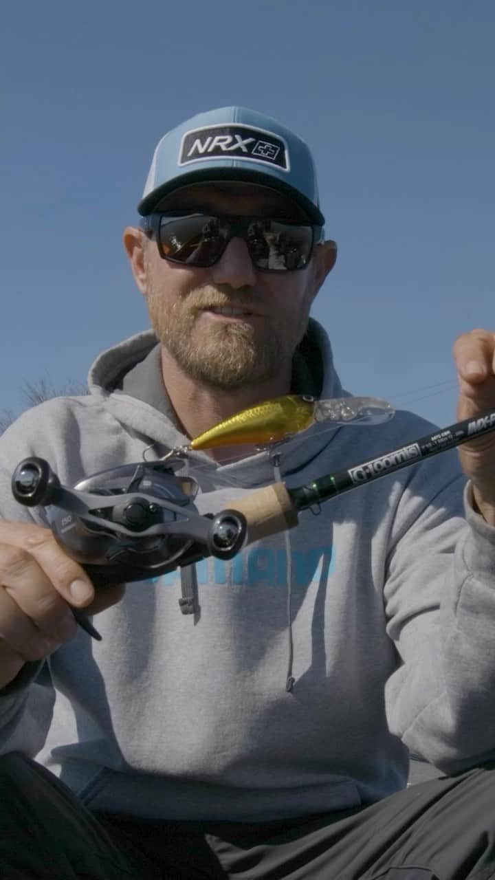 シマノ｜Fishingのインスタグラム：「Get the lowdown on the low-riding Shimano World Crank 73F from @bass_nation Elite Series Pro @joshdouglasfishing.  #FishShimano #WorldLures #WorldCrank #EliteSeries #BassNation #BassLures #BassFishing #FishingGear #FishingTips #ShimanoLures」