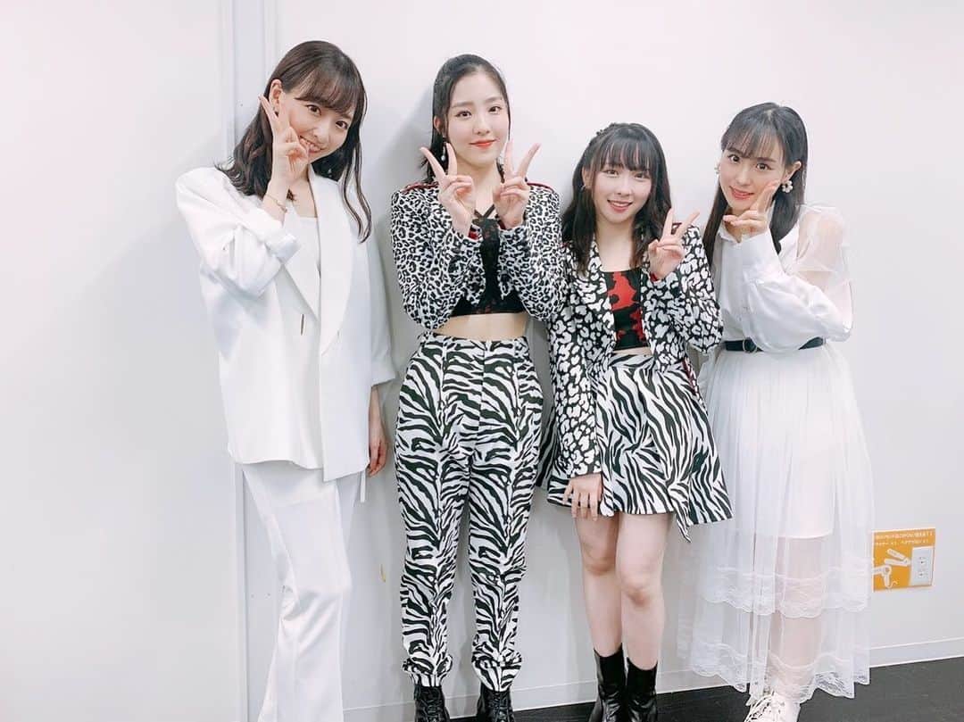長谷川萌美さんのインスタグラム写真 - (長谷川萌美Instagram)「. . 仙台GIGSでのM-line Special！ 「アツイ！」！！ 公演でした〜❤️‍🔥 . 夏を感じられるセットリストと #BEYOOOOONDS の楽曲で ヘドバンもしました！ 燃えました🔥🤘 . ゲストの #一岡伶奈 ちゃんと #高瀬くるみ ちゃん！ ありがとうございました✨ またご一緒できること楽しみにしております！ . お越し下さった方、応援してくださった方もありがとうございました🥰❤️ . #MSMW #仙台 #仙台GIGS  #夏焼雅 #宮本佳林 #小片リサ  #田崎あさひ #長谷川萌美 #ビタスイ  #ラブストーリーは始まらない」6月22日 20時58分 - moemi_hasegawa