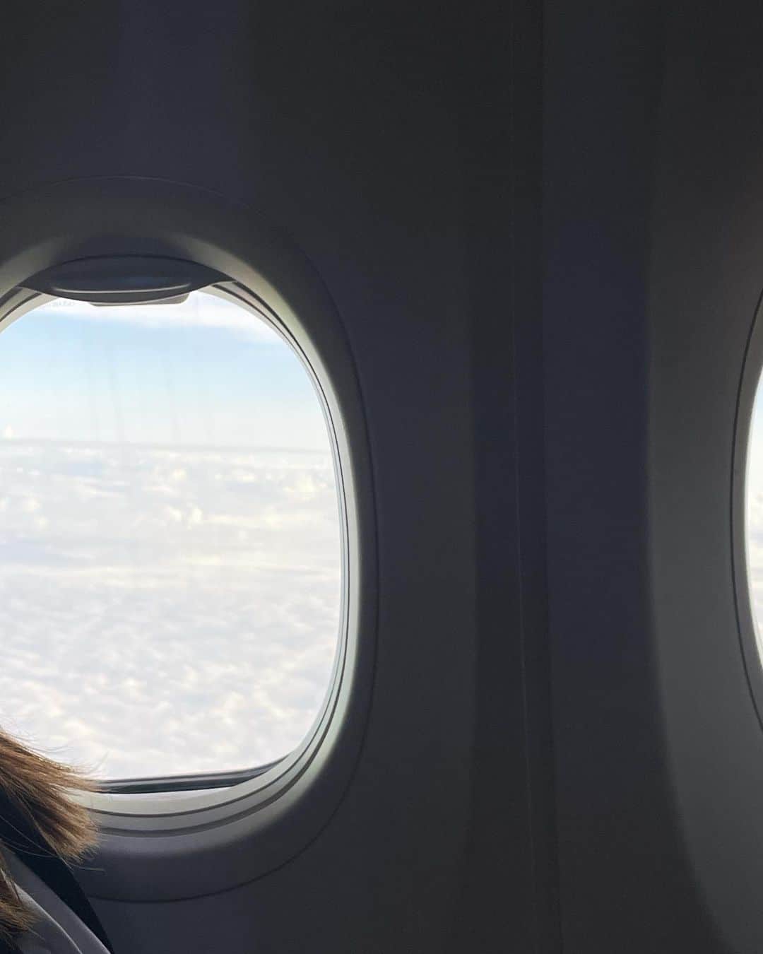 那須ミラノのインスタグラム：「≡✈︎ 東京→大阪→福岡」