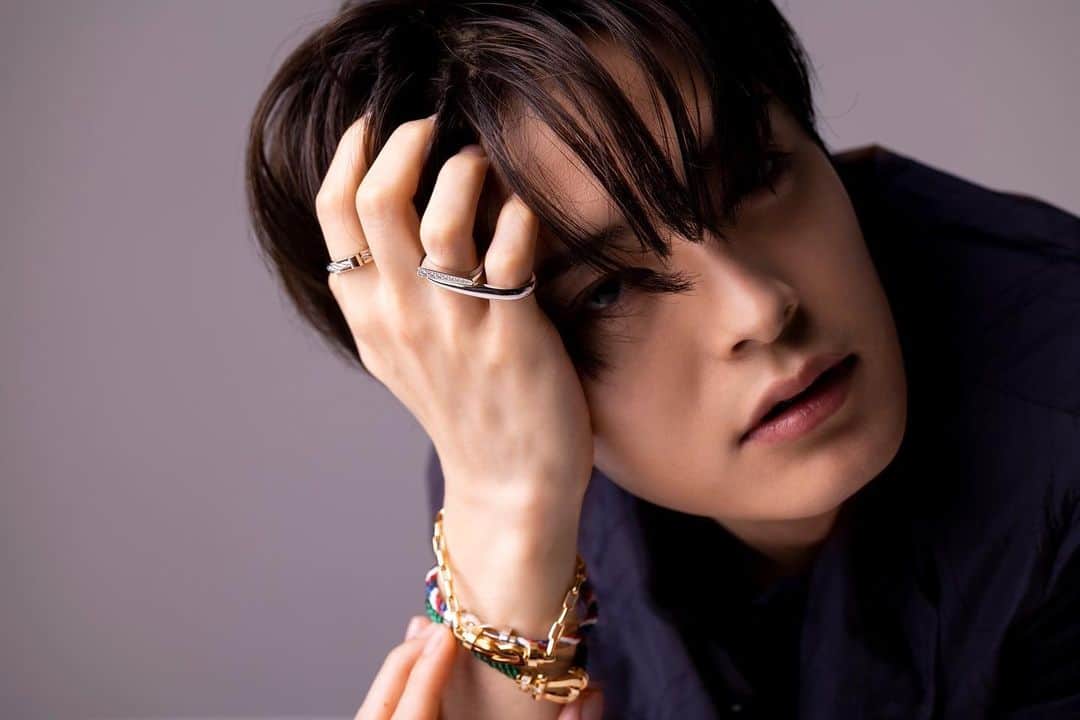 のインスタグラム：「. 『AERA STYLE MAGAZINE』 #02 フレッド  #aerastylemagazine #フレッド #fred」