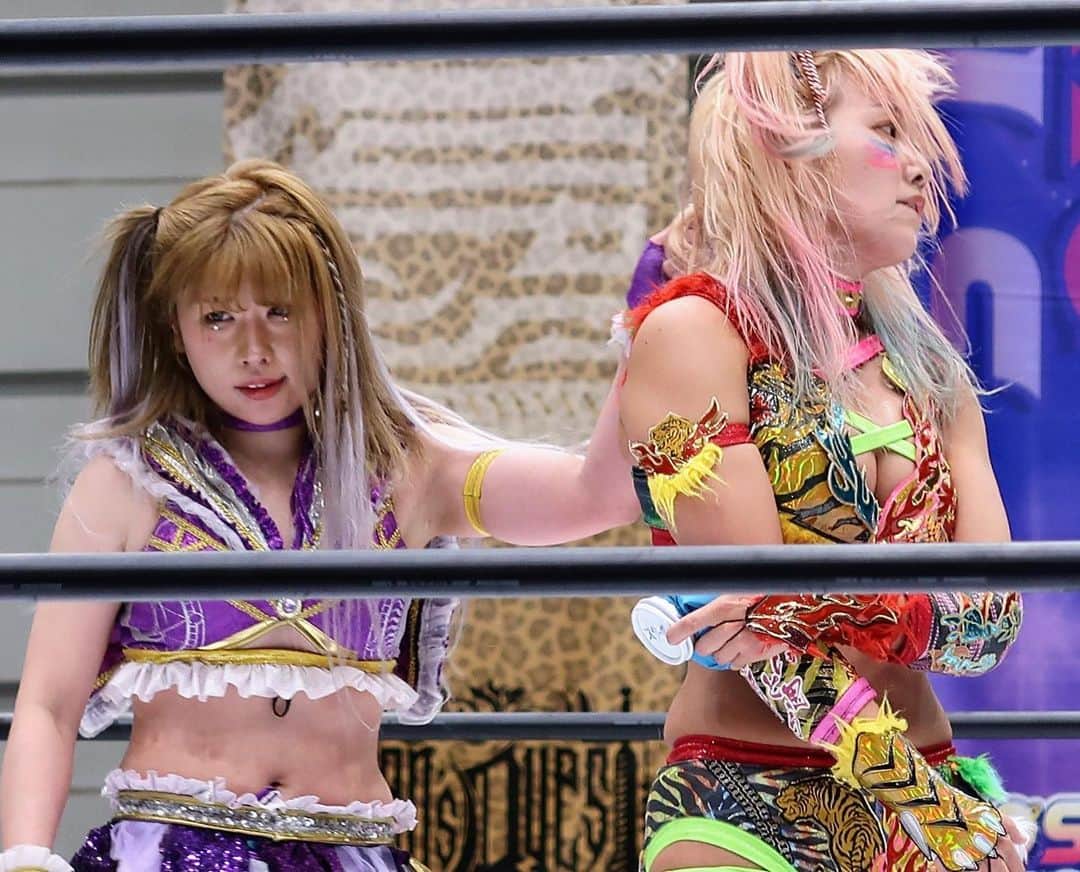 のインスタグラム：「取り扱い注意🦖  #stardom #ウナギカブキ」