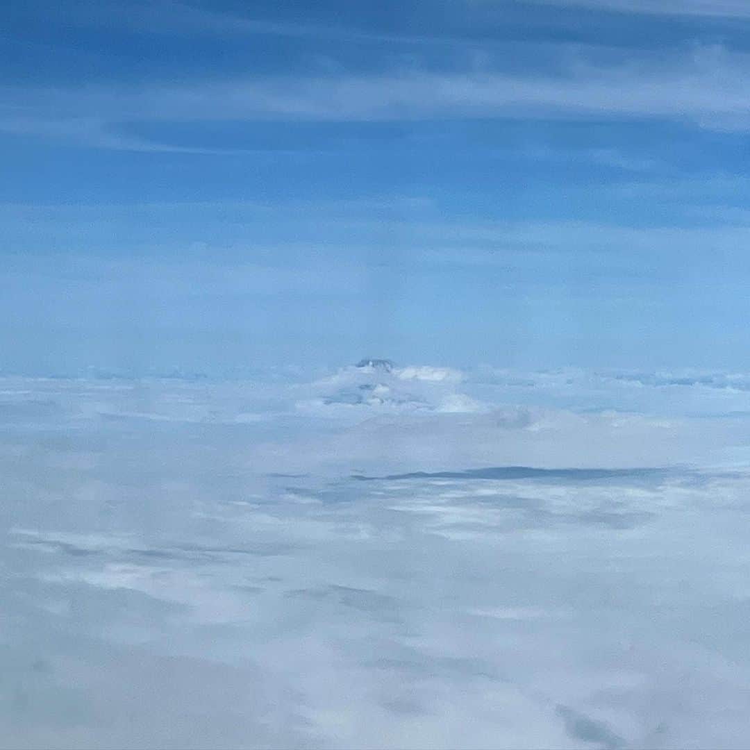馬場典子さんのインスタグラム写真 - (馬場典子Instagram)「今日の#富士山 見えますか。  大阪はもう暑い…  #馬場典子 #ばばちゃんネル」6月23日 8時15分 - baba_channel
