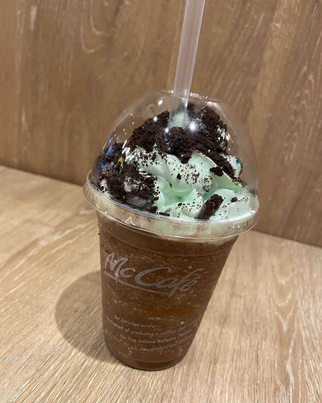 若井久美子のインスタグラム：「チョコミントの季節きた💓  #チョコミント #チョコミン党  #というそうです」