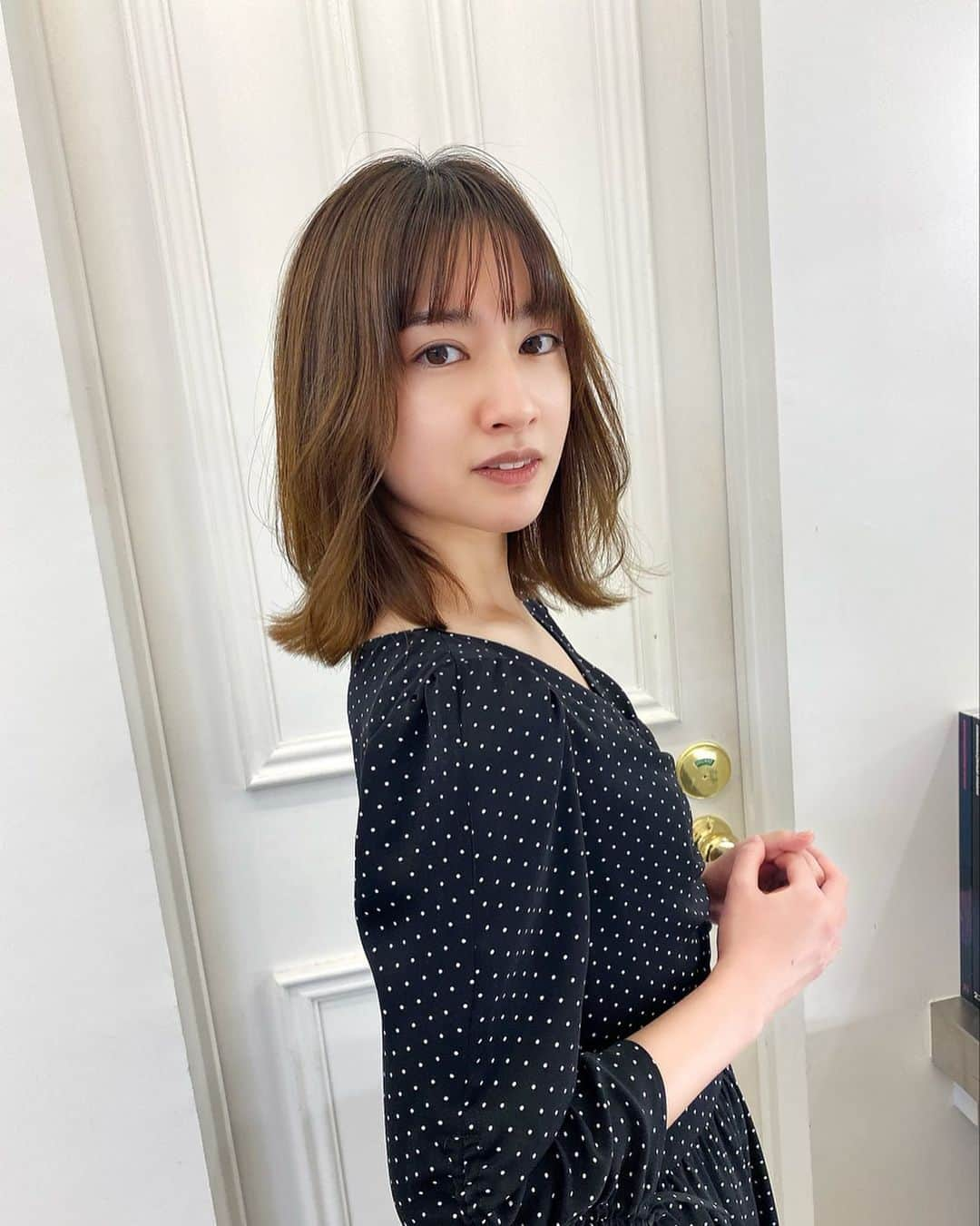 小泉遥のインスタグラム：「✂️」