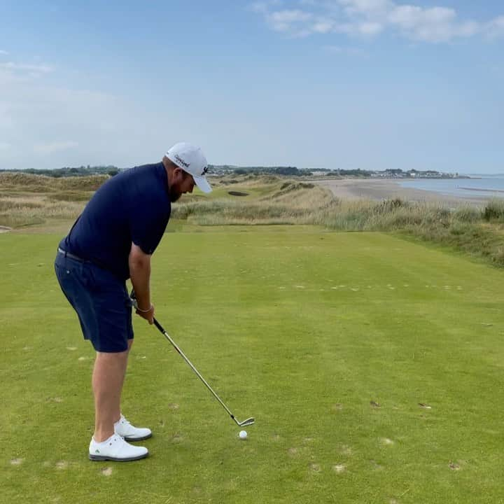 シェーン・ローリーのインスタグラム：「Back at one of my favourite places… @portmarnockgolfclub」