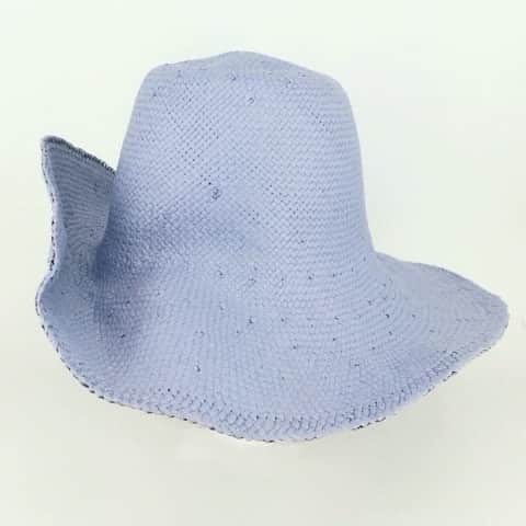 バーンストックスピアーズのインスタグラム：「These Sun-hats are starring in our Real Life Sample Sale with @minki_______   Minki x Bernstock Speirs Sample Sale: Saturday 25th 9am - 6pm Sunday 26th 12noon - 6pm Unit 12  Suna House -  65 Rivington Street.  EC2A 3QQ 3rd Floor ring bell 12.  Sun-hats £10」