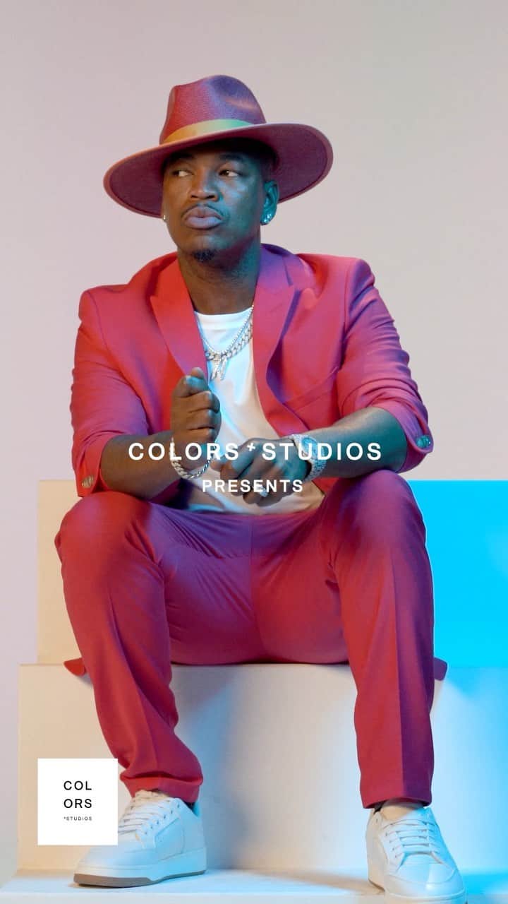 NE-YOのインスタグラム：「Check out my interview with @colorsxstudios. Out now. 🎙」
