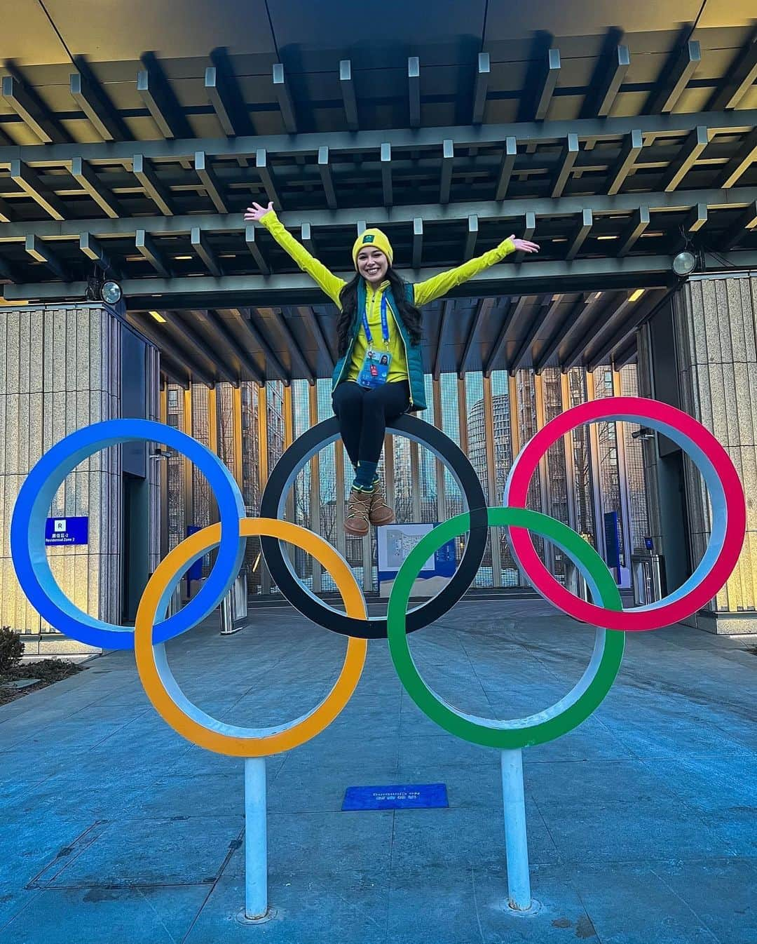 カイラニ・クレインさんのインスタグラム写真 - (カイラニ・クレインInstagram)「Happy Olympic Day! Forever grateful for the best memories of my life 🤍🇦🇺 @ausolympicteam @owi_aus @7olympics @iceskatingaustralia #olympicday #olympics」6月24日 19時37分 - kailanicraine