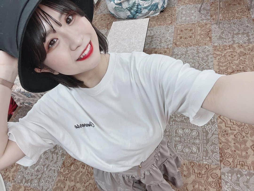 のインスタグラム：「もうすぐ復帰です︎︎☺︎  #仮面女子 #アイドル #自撮り #バケハコーデ」
