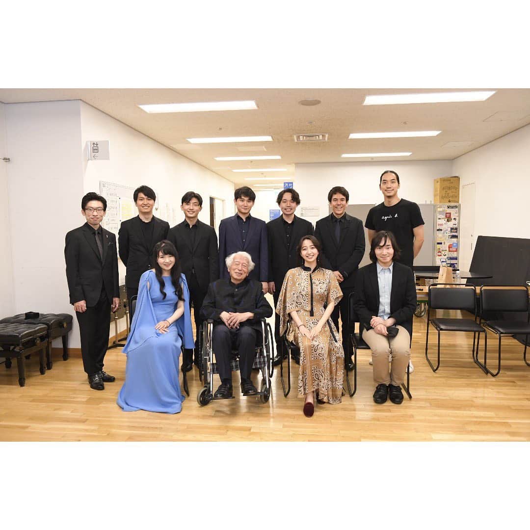 のインスタグラム：「MUSIC LANDでの集合写真を📸」