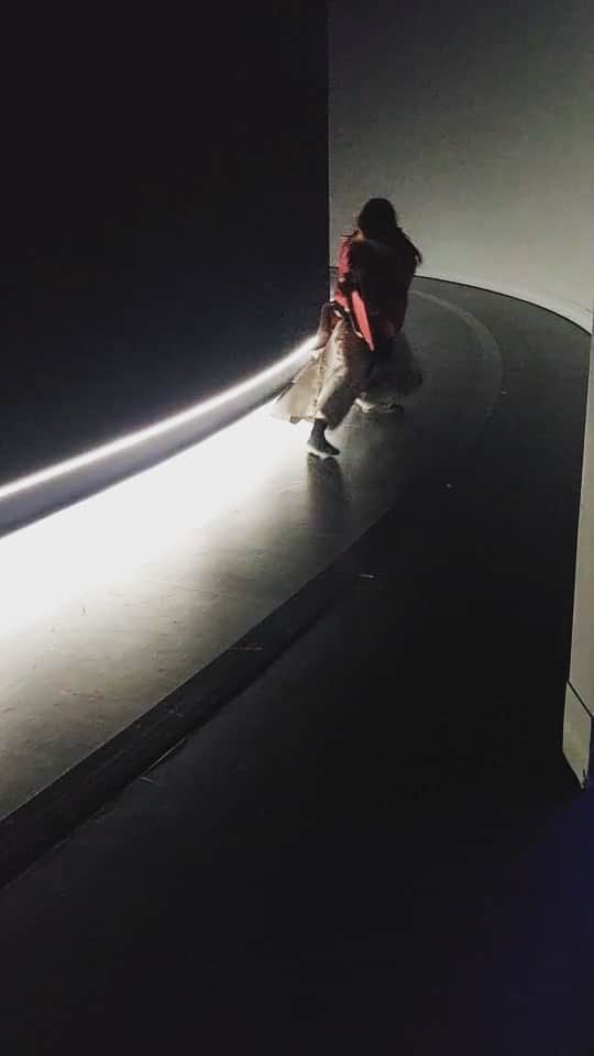 のインスタグラム：「公演中ずっと僕を支えてくれてたトレーナーさんが知らないうちに撮ってくれてた。笑 蒼柴戦前の軽いアップ動画。 よければどうぞ。  #トレーナーさん無しでは全公演無理だった」