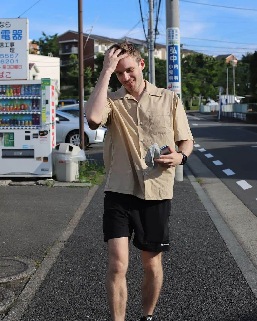 ピューディパイのインスタグラム：「Henlo」