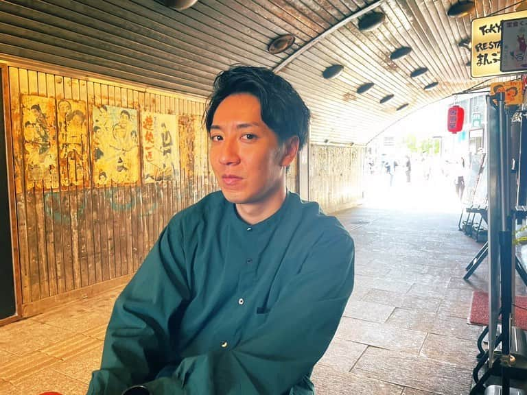 松本竹馬のインスタグラム：「いつかのオシャレ高架下  #コットン #きょん #タメ語で良い先輩 #そいつどいつ #松本竹馬」