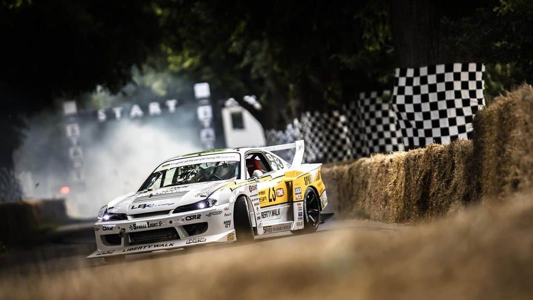 日比野哲也さんのインスタグラム写真 - (日比野哲也Instagram)「This car needs no words.  @fosgoodwood  @lbracing_official  @hibinojyuku」6月26日 1時09分 - hibinojyuku