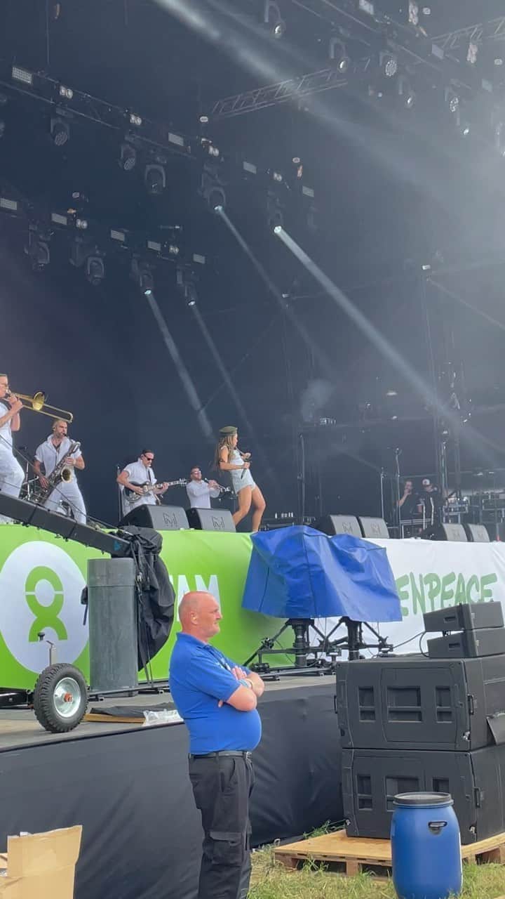 のインスタグラム：「Brass x Rage Against The Machine courtesy of @brassagainst at Glasto 🎺」