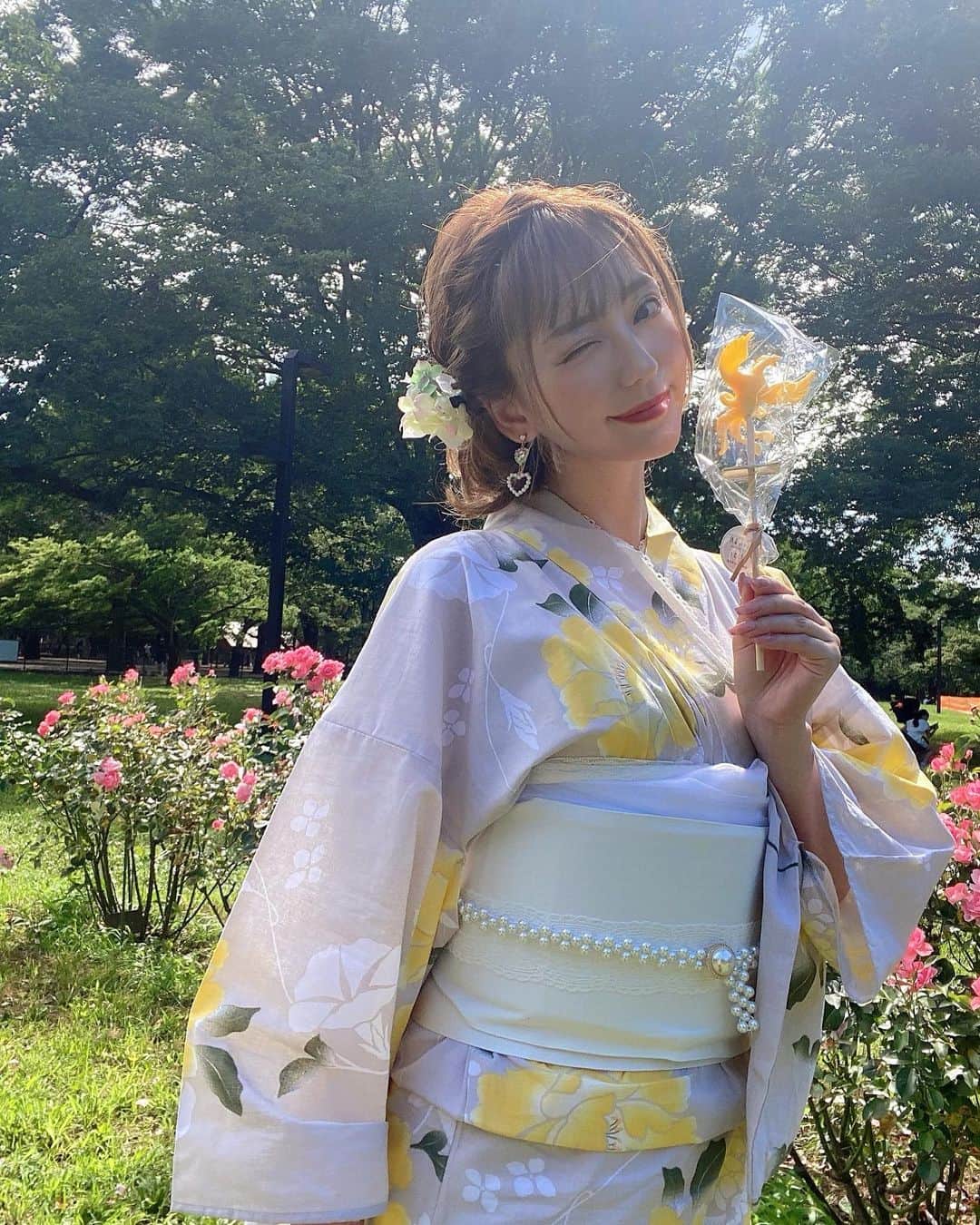 堀尾実咲のインスタグラム：「今日のイベント来てくれたみんなありがとう☺️💛  めっちゃくちゃ暑くて大変だったけど あいかわらずみんなと過ごす時間は楽しくて幸せだったよお☺️✨  1部の浴衣、 今年は珍しく黄色の浴衣を選んでみました👘  どう？？☺️  そして、 2部に来てくれたみんなには直接お伝えしたんだけど、 ついにファンクラブが始動します‼  ︎明日リンクを公開するのでぜひぜひ入会してね👮‍♂️🚨  (今日来てくださった方には今日からとお伝えしちゃったけど、明日からの間違いです🙇‍♀️)  #浴衣 #浴衣女子 #浴衣ヘアアレンジ #浴衣ヘア #ゆかた #sugar」