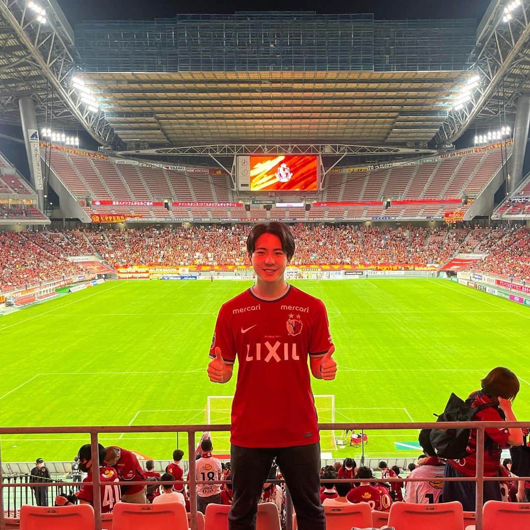 鎌田詩温のインスタグラム：「初のアウェイ参戦🦌❤️‍🔥 サッカー見るのはやっぱり面白い⚽️  ちなみにユニフォームは頂き物です👕✨  #鹿島アントラーズ #kashimaantlers  #🦌 #vamos」
