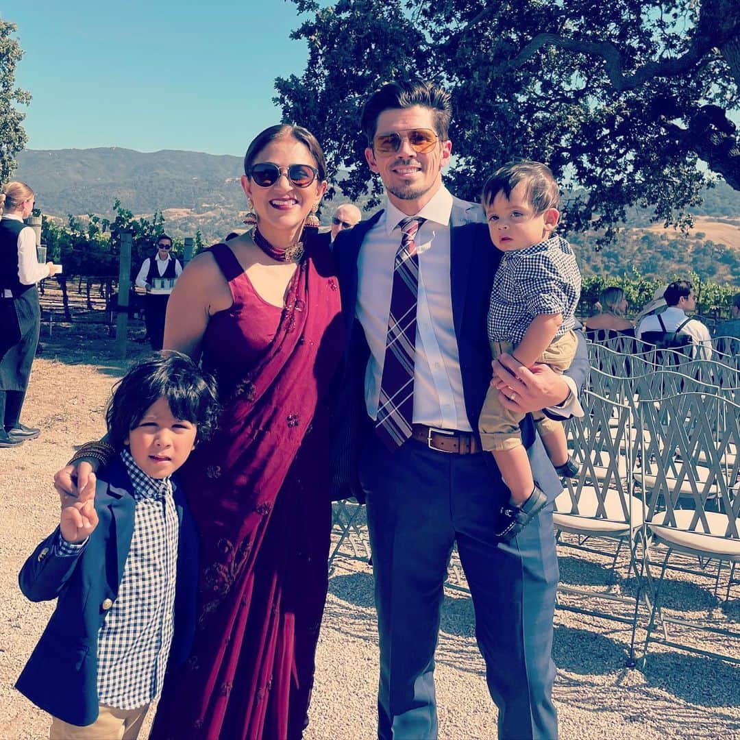 ジョン・ケアーのインスタグラム：「Wedding fun 🤩」