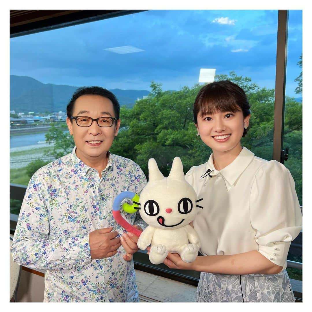 のインスタグラム：「今日の📺 「まるっと！」 ６月２７日(月) １８：１０〜　NHK １８：３０台 インタビュー出演 （放送エリア愛知県） ✨⚠️✨NHKプラスで番組終了後 御覧頂けますよ〜❣️ . #まるっと #nhk #浅田春奈 #さだまさし #sadamasashi」