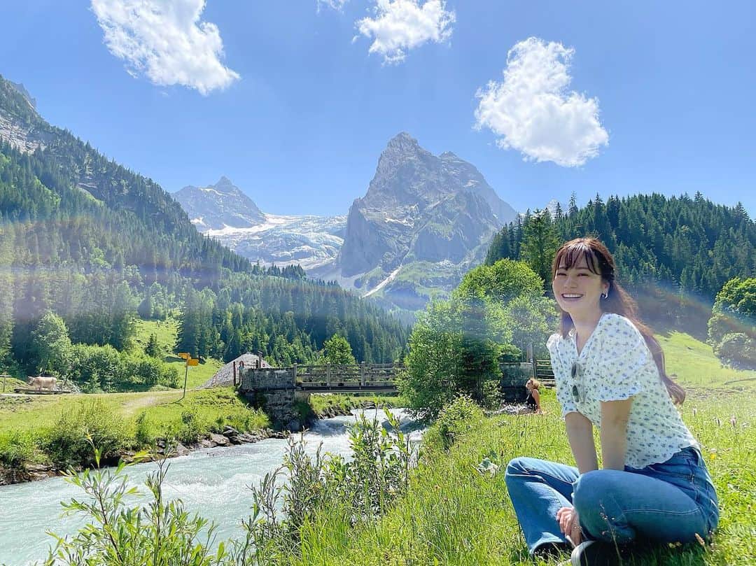 伊藤沙織のインスタグラム：「📍Rosenlaui, Switzerland   今回の旅で一番感動した場所、ローゼンラウイ⛰  天国かなと思うほど綺麗で美しい場所でした🕊  #rosenlaui」