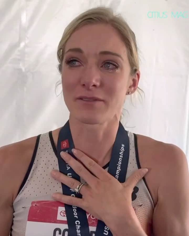 エマ・コバーンのインスタグラム：「The 10th national title was the most special one of @emmacoburn’s career   2011 2012 2014 2015 2016 2017 2018 2019 2021 2022  📹 @kylemerber」