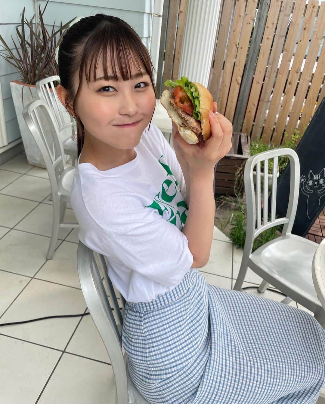 藤田愛理さんのインスタグラム写真 - (藤田愛理Instagram)「・ 「夏恋スコール」のMVが公開されたよ〜！！ みんなたくさん見てね☺️💭 https://youtu.be/TvxG1rWFuWg #夏恋スコール#MV#彼女感#クラポかわいい#クラポが彼女」6月27日 22時49分 - airi_crownpop