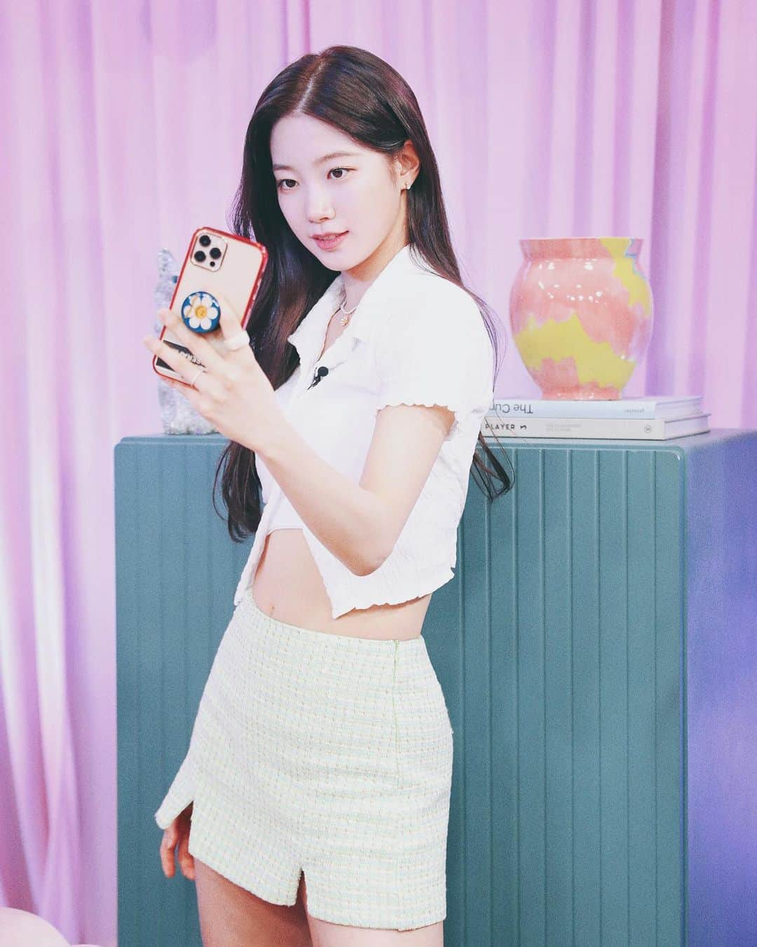のインスタグラム：「찰칵🤳」