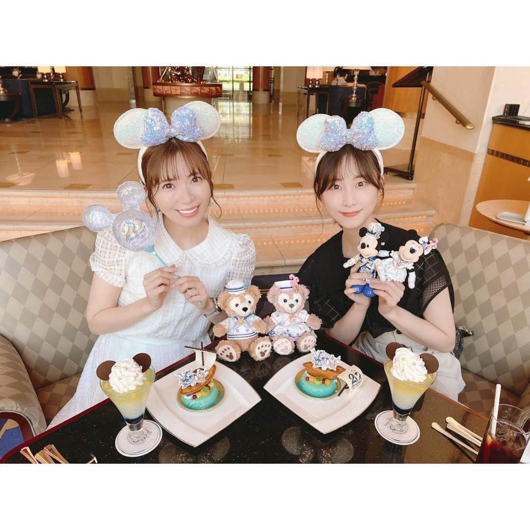 松井玲奈さんのインスタグラム写真 - (松井玲奈Instagram)「✨⛵️✨  あいにゃん @ainyan_0302 とケーキデート❤️ 会う度好きが止まらなくて大変です笑 私のケーキは帆が折れちゃったけど、そんなの関係なく美味しかったのでAll OK。 #ハイピリオンラウンジ #アンバサダーホテル」6月27日 16時13分 - renamatui27