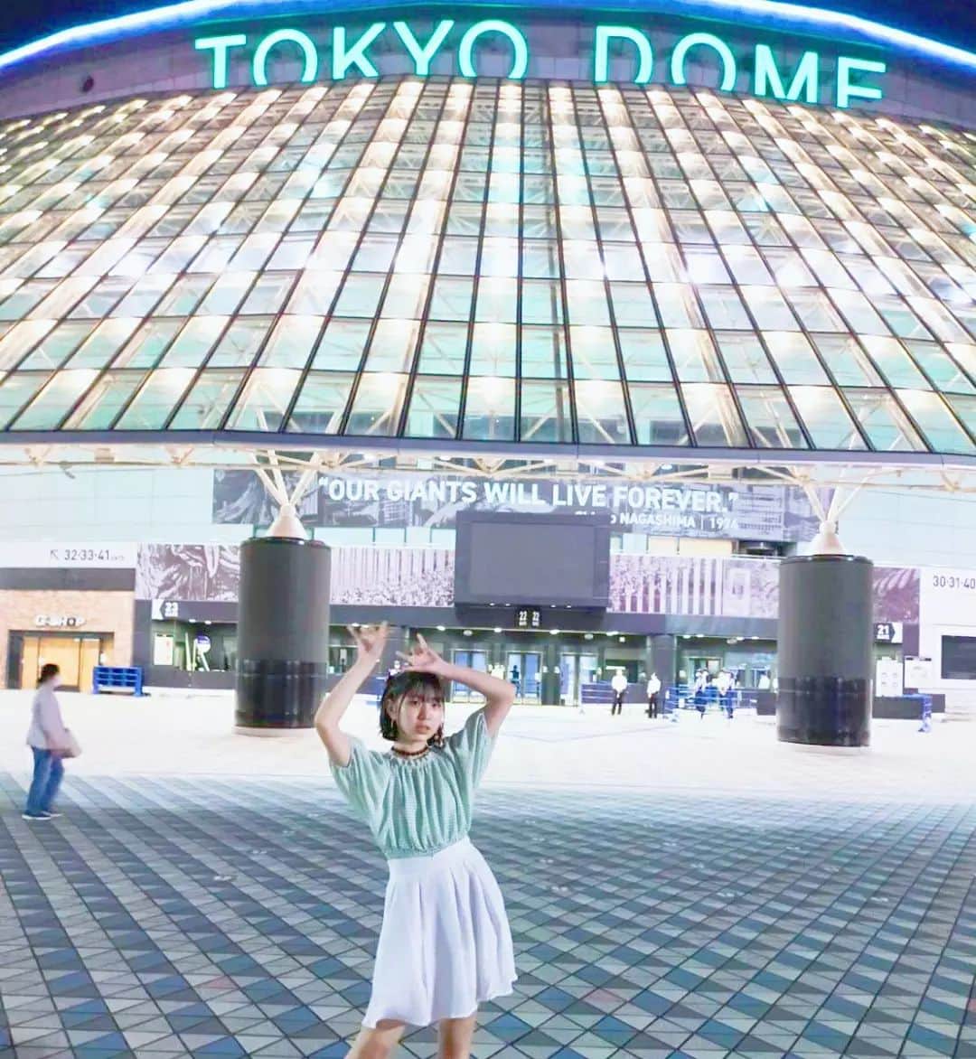 香月結衣のインスタグラム：「東京ドーム☁️🌙⁡ ⁡⁡ ⁡ライブ後にメンバーとラブライブ!さんのLIVEに行ってきた〜( ੭ ･ᴗ･ )੭⁡ ⁡⁡ 歌もダンスも可愛くて迫力もすごく超感動した( ›‹　)💧‪💧‬⁡ ⁡⁡ いつか東京ドームでシトロンもLIVEしたい〜🍋💖⁡ ⁡⁡ ⁡ #夢アドシトロン  #idol  #アイドル  #ラブライブ  #ラブライブサンシャイン  #lovelive  #東京ドーム  #tokyodome  #メンバー  #東京  #都会  #ライブ  #LIVE  #ラブライブフェス #aqours #アクア #声優 #jump #lovelive #live #音楽好きな人と繋がりたい #followme #followers #夢アドcitron #夢アドシトロン #idol #フォローに感謝 #コメント大歓迎 #twitter #mysta」