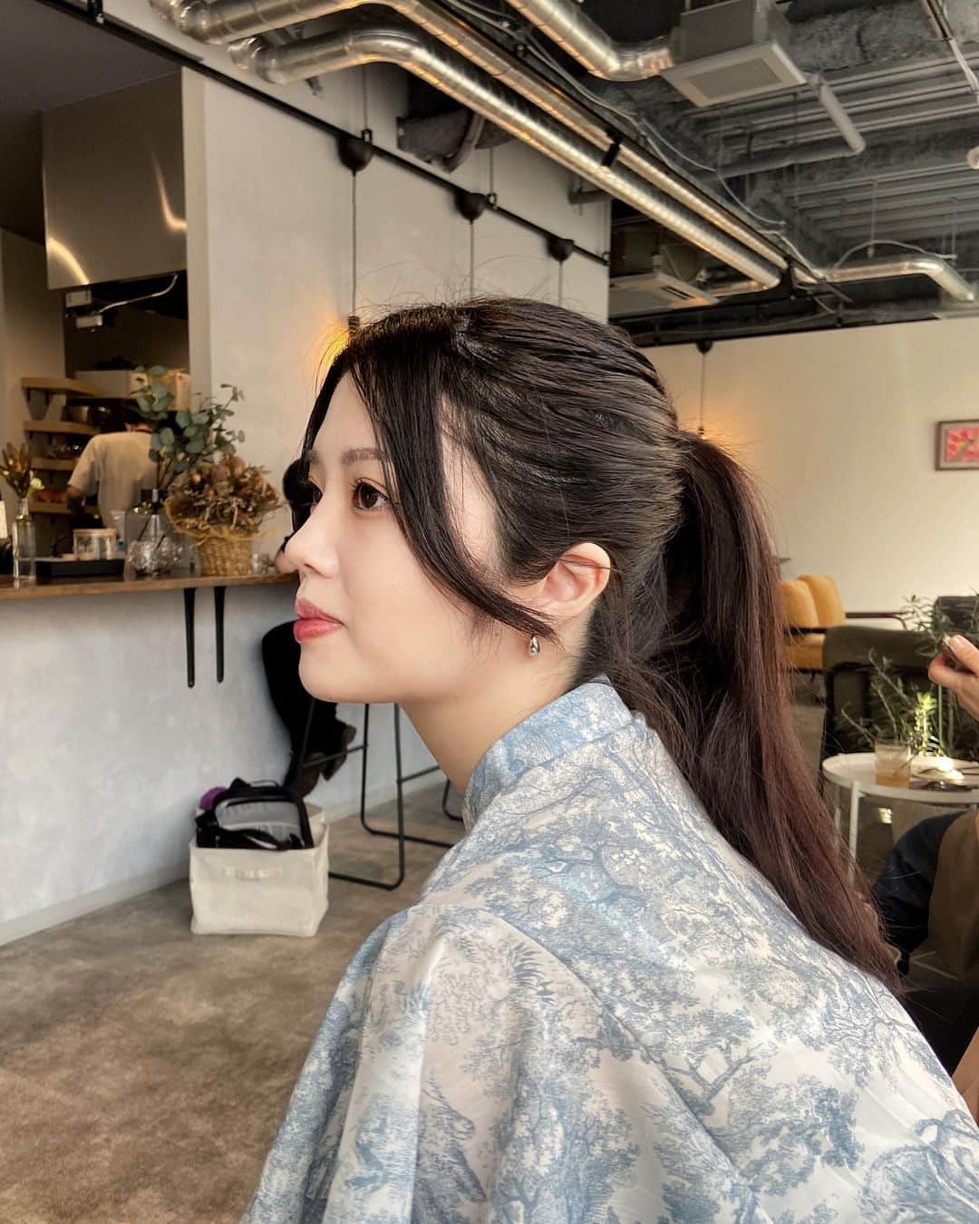 柴さんのインスタグラム写真 - (柴Instagram)「ここのタルト美味しすぎて テイクアウトもしちゃった😖😖😖  #武蔵新城カフェ #タルト専門店 #淡色カフェ」6月27日 21時33分 - ___5_48