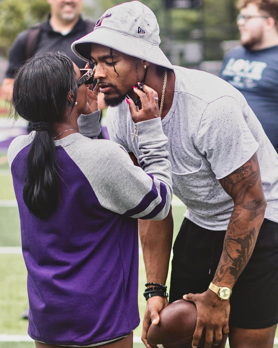 シモーネ・バイルズさんのインスタグラム写真 - (シモーネ・バイルズInstagram)「I’m so proud of my fiancé for hosting his very 1st football camp in St. Louis ❤️ this is your year baby, let’s get it🤞🏾💯💋」6月28日 6時42分 - simonebiles