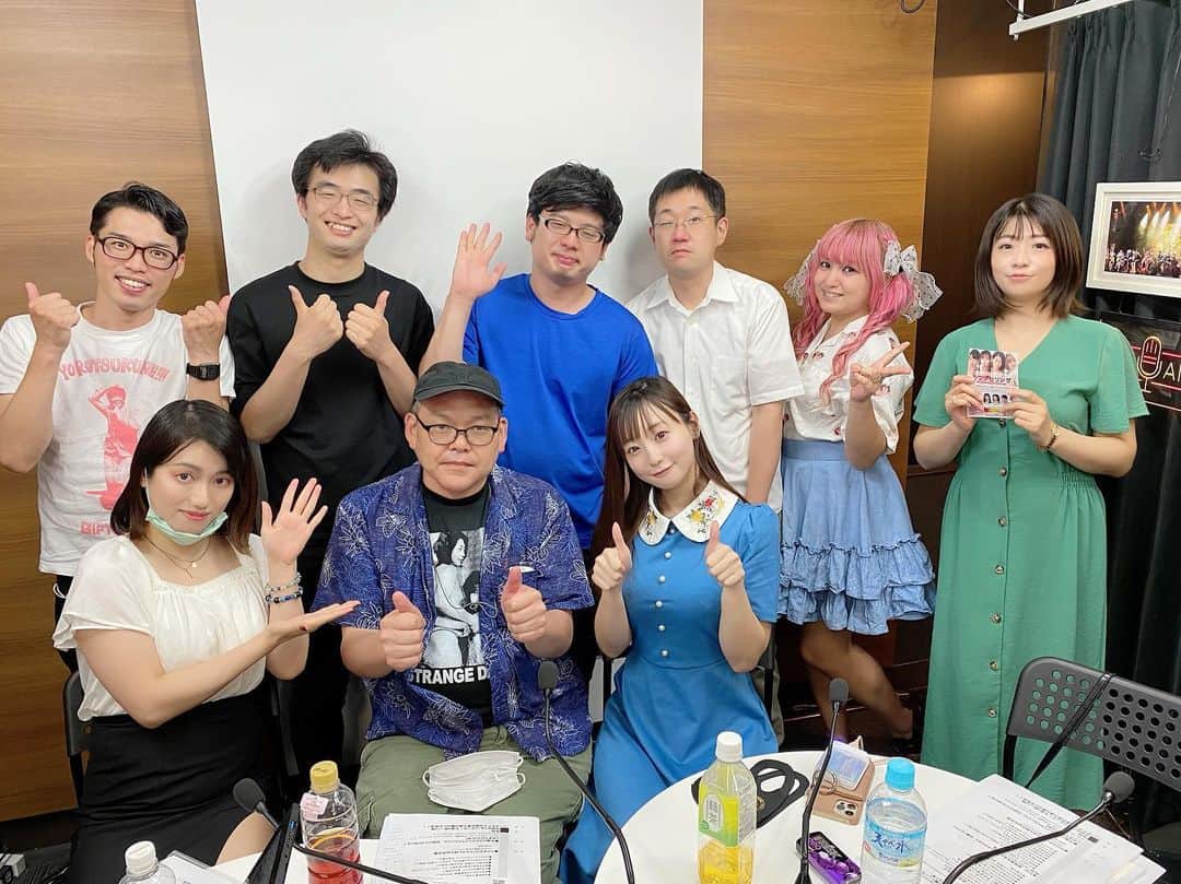 のインスタグラム：「マスク有り・ナシver. ガチンコナイト❣️ ご視聴ありがとうございました😊 今月のMCはラクダオリジナルさん❣️ 山嵜のおっさんとAVについて熱く語ってくれました✨ 映画「カウンセリング」から越坂監督、永井すみれちゃん、志摩ことりちゃん登場😍 クラファンリターンのひとつでもあるカフェデートをシミュレーション！？ 女性陣に負けずに監督のお芝居が可愛かった🤣 https://m.youtube.com/watch?v=OtYtMl9iB7k」