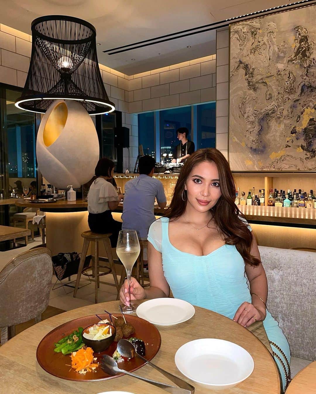 エリカ・セイラのグルメインスタ