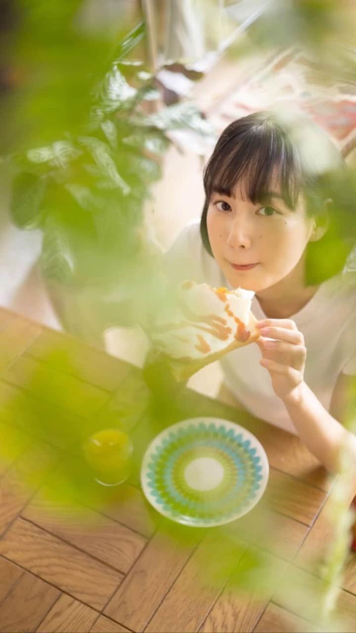 高嶋香帆のインスタグラム：「朝ごはんは味噌汁とごはんと目玉焼き納豆！ 火曜日もお疲れ様です🫡✨  #あさごはん #朝ごはん #japanesegirl #japanesefood #followmeplease」