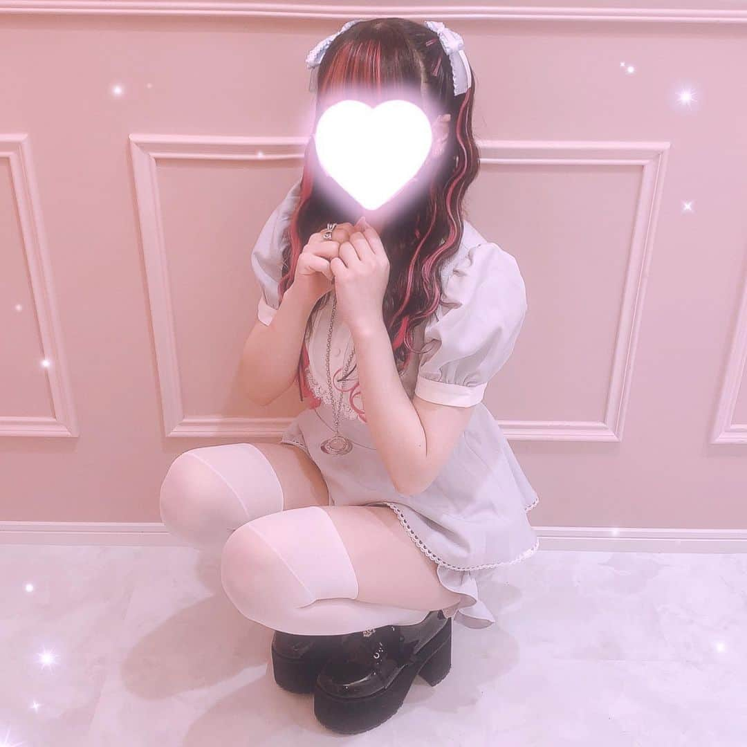 さきまるちゃんさんのインスタグラム写真 - (さきまるちゃんInstagram)「🎀水色こーで🎀 今日は水色でコーディネートしてみたよ❣️ 髪の毛はハーフツインのウェーブ巻きでお洋服はpiumのセットアップ！水色の服全然もってなかったから新鮮(ᐡ >  ̫ < ᐡ)‬  #pium#量産型#量産型ヲタク #量産型コーデ #量産型ヘアメ #量産型オタク #量産型加工 #量産型ヲタクと繋がりたい #地雷#地雷系女子 #地雷コーデ #地雷系ファッション #地雷系女子と繋がりたい #グルグル#歌舞伎町#セットアップ#コンカフェ#コンカフェ嬢」6月28日 15時01分 - sakimaru_chan