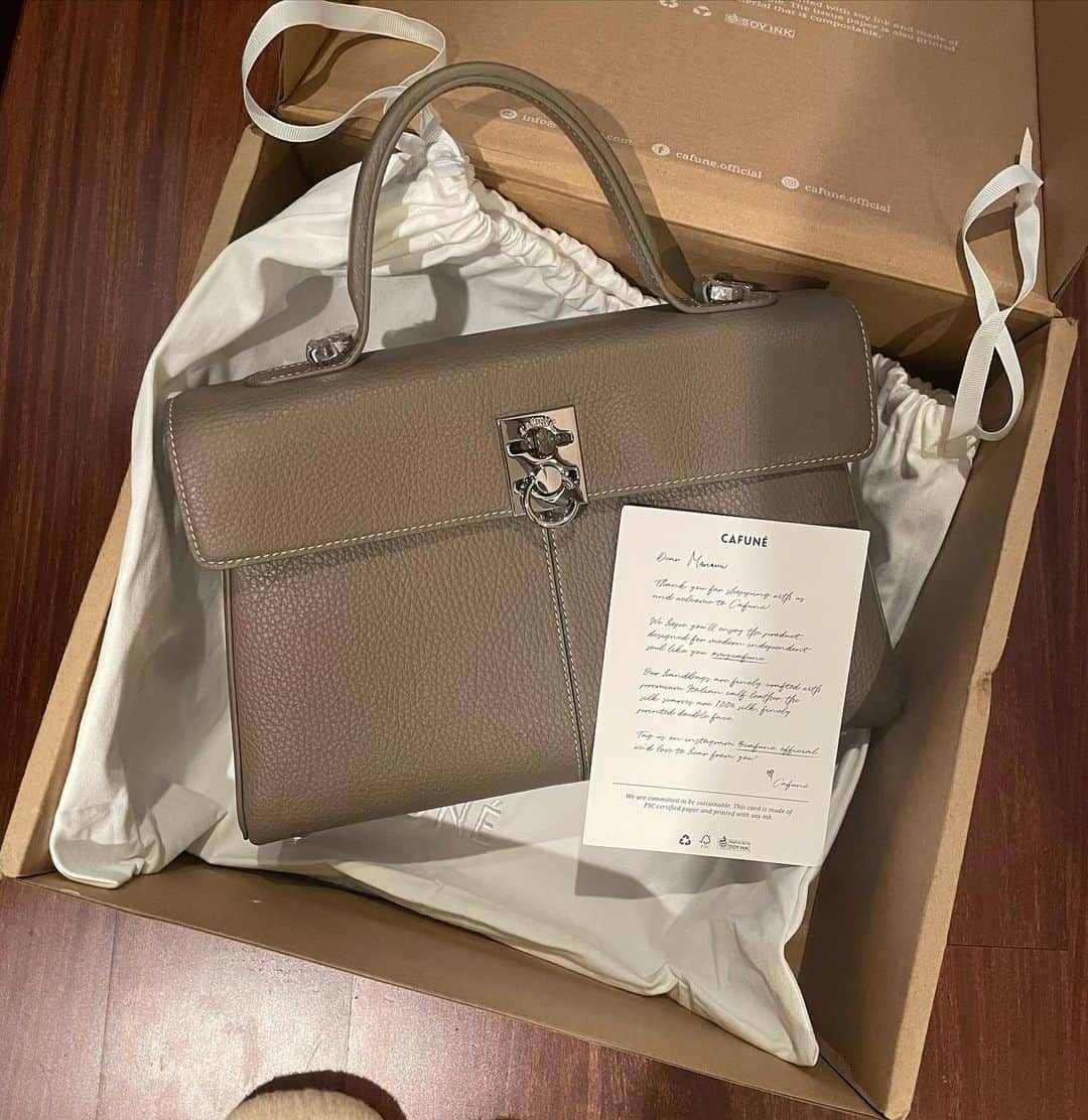 のインスタグラム：「可愛すぎる❤️‍🔥 もうすでにお気に入り🤤 @cafune.official   #mycafune  #カフネバッグ」