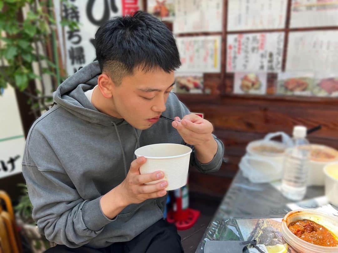 六本木クラスさんのインスタグラム写真 - (六本木クラスInstagram)「.  ／  今夜！ 6月28日(火) 23:45～ #有吉クイズ ゴールデンSP延長戦🔥 #六本木クラス から #竹内涼真 さんが出演❕🥳  ＼  神回ふたたび～❕🫶🏻  #テレビ朝日 #蘇るカレー大好き座長 #神回ふたたび #もぐもぐ座長  .」6月28日 22時16分 - roppongi_class