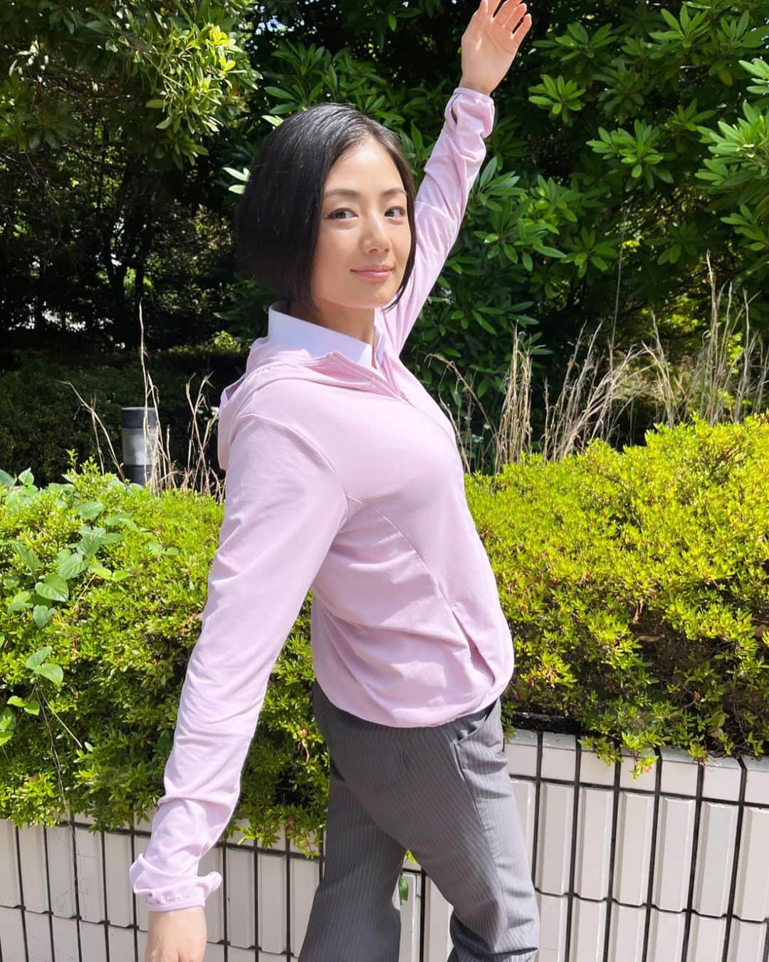 のインスタグラム：「🎥  DOKUSO映画館のコラム 更新！ 今回はインド映画なら まずこれがオススメ！ です✨ ぜひ読んでくださいね🤭  https://dokuso.co.jp/magazine/detail/208  #dokuso映画館  #コラム　 #moemikatayama」
