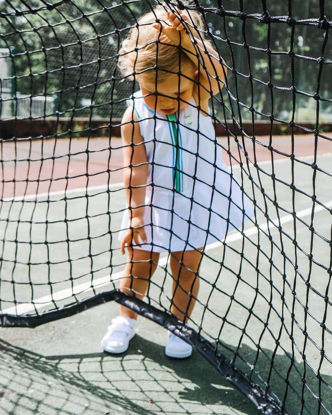 リュカ・プイユさんのインスタグラム写真 - (リュカ・プイユInstagram)「Un grand merci à @jacadi_officiel de lui avoir offert sa première tenue de tennis 🤍🤍🤍 #RoseXJacadis」6月29日 0時35分 - lucaspouille