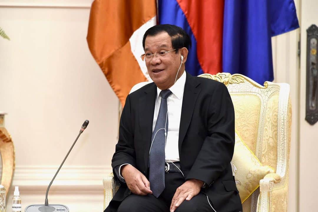 岸信夫さんのインスタグラム写真 - (岸信夫Instagram)「6/22 カンボジアのフン・セン首相を表敬」6月29日 1時06分 - kishi_nobuo