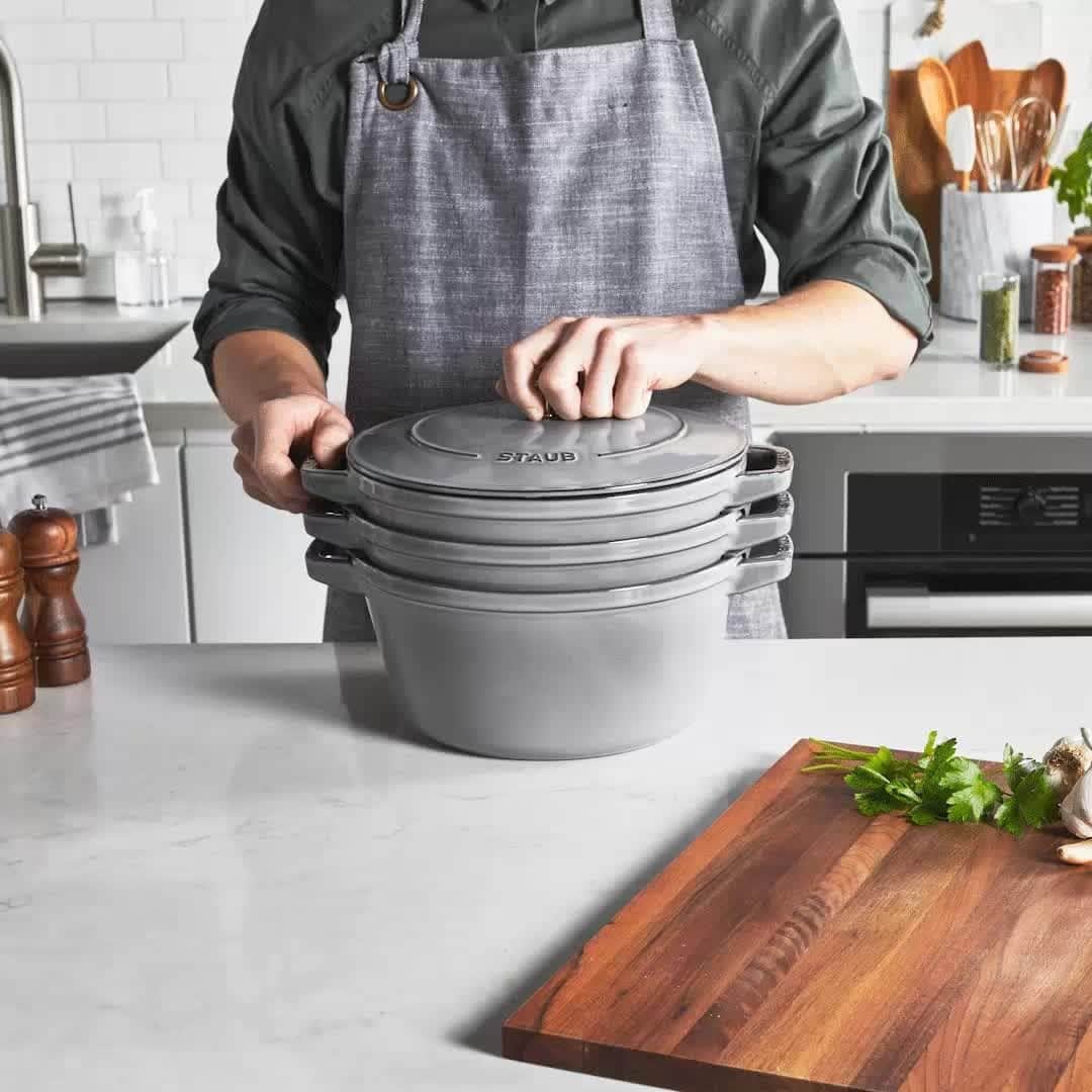 のインスタグラム：「Timeless beauty combined with efficiency, STAUB Stackable is our versatile new space-saving solution. From grilling steak to braising chicken, this three-pan cast-iron set does it all without taking up too much space; so even the tiniest kitchens can enjoy a set of beautifully organized cookware without sacrificing quality. Shop Stackable now in our Instagram Shop. #MadeinStaub」