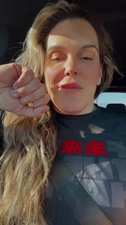 ギャビ・ガルシアのインスタグラム：「@ajulianadpassos 😍😍😍😍」