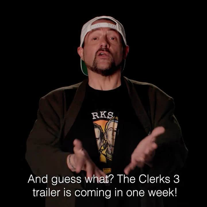 ケヴィン・スミスのインスタグラム：「ONE WEEK FROM TODAY! The CLERKS III trailer drops on Wednesday July 6th! Get your first look at the return of Dante, Randal, Elias, Becky, Jay and Silent Bob, and score your tickets for one of the first 19 cities I’ll be taking the film to in September (the second wave of dates will be announced at @comic_con)! Get ready for the @clerksmovie trailer - conveniently found 1 week from today! #KevinSmith #clerks3 #lionsgate」